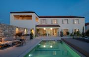 Luxury Villa Marca heated pool 36m2 Luxury Villa Marca heated pool 36m2