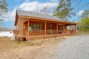Deck and Fire Pit Waterfront Cabin in Greers Ferry!