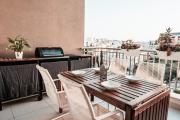 Luxury & spacious 3 bedroom, large balcony KBAS1-3