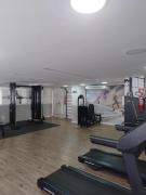 Quarto e sala encantador!