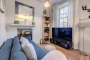 Central Fitzrovia 1-Bed Apartment by Goodge St