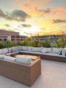 Flat de Luxo no térreo de frente a piscina princial 14B - 5 Minutos da Praia