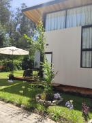 Rincon de Luna, Cabañas