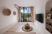 White Haven Villa NEW 3BR Luxury Retreat