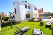 LITORAL COSTA DORADA - VILLA FIORELLA Only Families