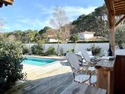 Sublime maison de vacances piscine au cœur des pins, proche plage