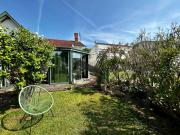 Tout Arrive ! - Située sur le Chenal de la Grève