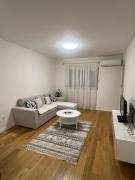 Cozy 1bd apartment Central point-GARAGE available 5e per day