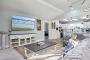 Top Crystal Beach