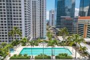 Brickell-AKA Free Parking by Palermo Home Miami