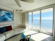 Luxury Large Ocean Front condo with pool North MB