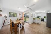 Tides & Tails Abode - Coolum Beach Pet Friendly Home