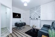 Modern & Spacious 2 bed house - Free Parking Modern & Spacious 2 bed house - Free Parking
