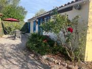 La maison aux volets bleus