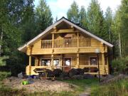 Huvila Kivitasku - Arkea pakoon