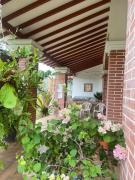 Casa colonial hermosa divisa a 1 45 h de Medellin