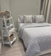 London Property Apartments for up to 6, next to Big Ben & London Eye