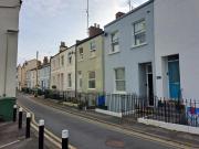 Charming Town Centre 2 Bed House Charming Town Centre 2 Bed House