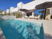 Villa Piscina Privada Santa Rosalia lake & Resort Lavanda