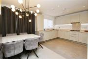 Family Friendly 4-Bedrooms Family Friendly 4-Bedrooms