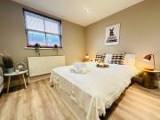 Modern Living City Centre Spacious Apartments