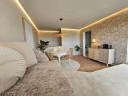 Stylish Forest View - Apartment