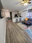 LakewoodLyon Park Renovated Cottage Near Duke 26A