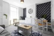Cosy 2 Bed House for Contractors Cosy 2 Bed House for Contractors