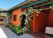 Casa aconchegante, isolada e perto da praia