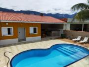 Casa agradável com piscina