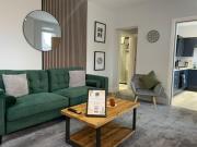 Brand New city Centre Flat, WiFi, Free Private off-site parking