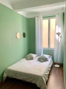 T2 Marseille Panier Vieux Port