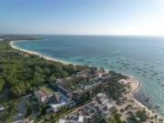 Modern Condo 200m from Beach & 5th Ave