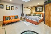 Host & Stay - The Churchside Well