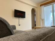 Serenity Sunset Holiday Apt - Larnaca