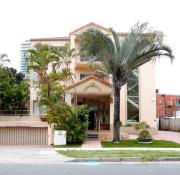 Breeze Inn Gold Coast