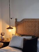 Country Style in the City - Close to Airport