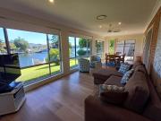 Castaway on King George