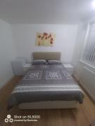 Lovely house for family & group