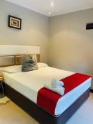 SnaMel Guest House Waterfall