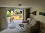 Garden Studio & Hot Tub