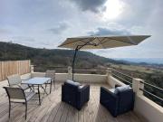 Studio au calme, grande terrasse avec vue vallée