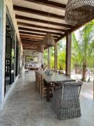 Top Francisco Uh May