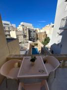 Central House in Sliema with Private Pool