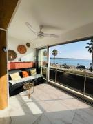 VUE MER ET A 20m DE LA PLAGE AVEC PARKING MARINDORE BANDOL