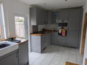 1-Bed Home for 2 Parking Garden & Great Location 1-Bed Home for 2 Parking Garden & Great Location
