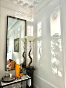 Palatial, Elegant 1000sqft Home - Central London