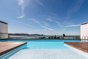 GuestReady - Alges Apt with Stunning Rooftop Pool GuestReady - Alges Apt with Stunning Rooftop Pool