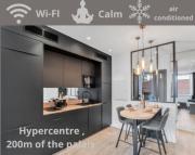 F3 Notre-Dame , Hypercentre à 2 minute du Palais des congrès