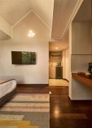 Fresh & Fabulous in the Heart of Zona G 404